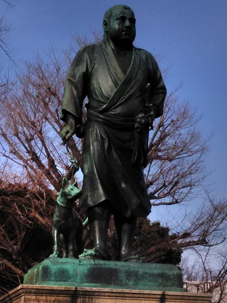 上野公園に立つ西郷隆盛像