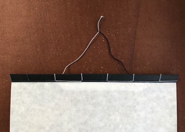 カレンダー和綴じ仕上げ